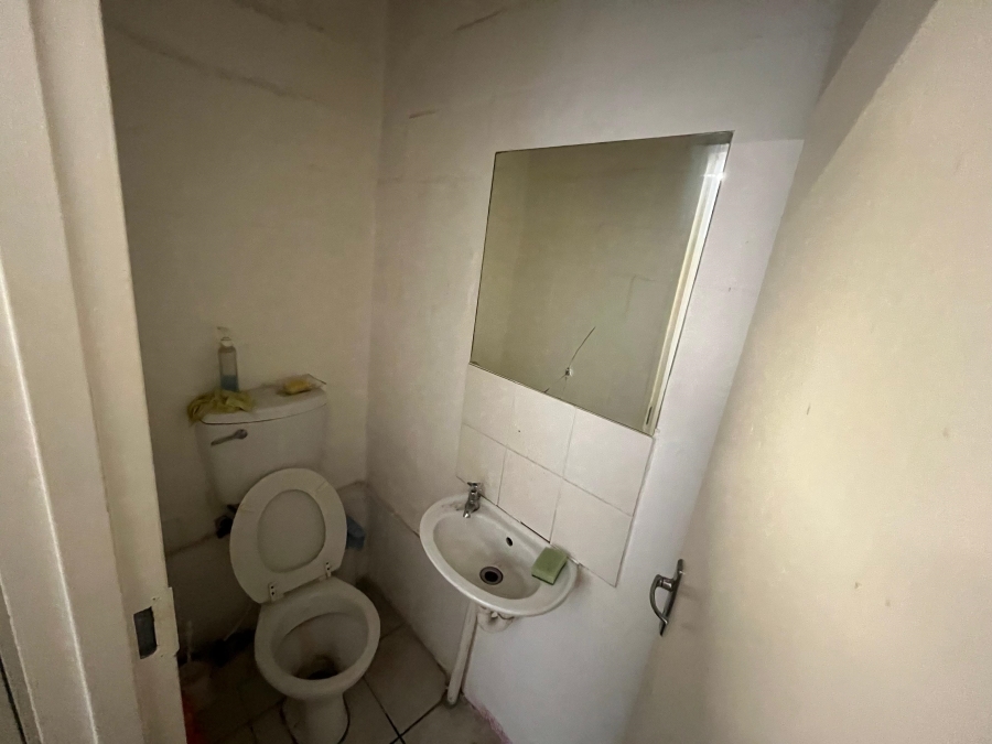 Commercial Property for Sale in Montague Gardens Western Cape